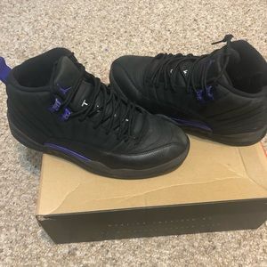 Gently worn Jordan 12s